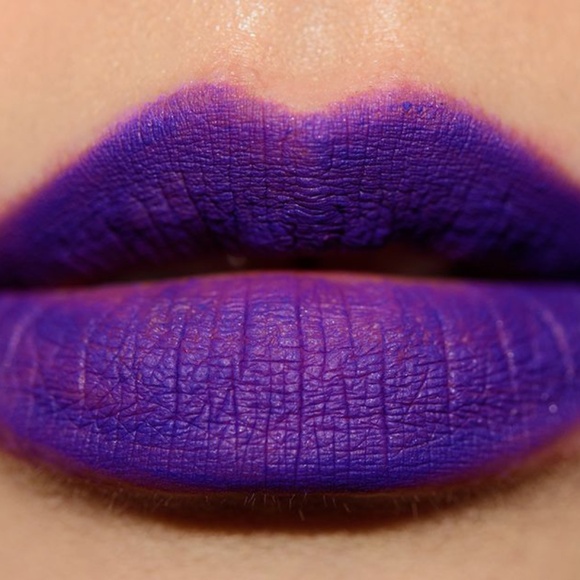 Kat Von D "Roxy" lip liner - Picture 5 of 5